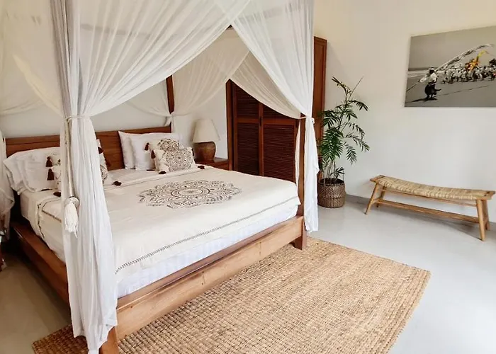 Tuntas Estate - 3 Bedroom Villas With Pools - Central Seminyak * Seminyak (Bali)