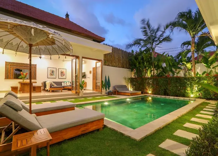 Tuntas Estate - 3 Bedroom Villas With Pools - Central Seminyak Seminyak (Bali)