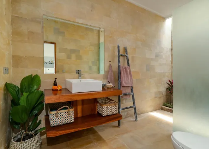 Tuntas Estate - 3 Bedroom Villas With Pools - Central Seminyak Villa Seminyak (Bali)